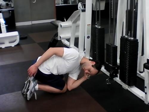 One-Arm Cable Crunches Video Thumb
